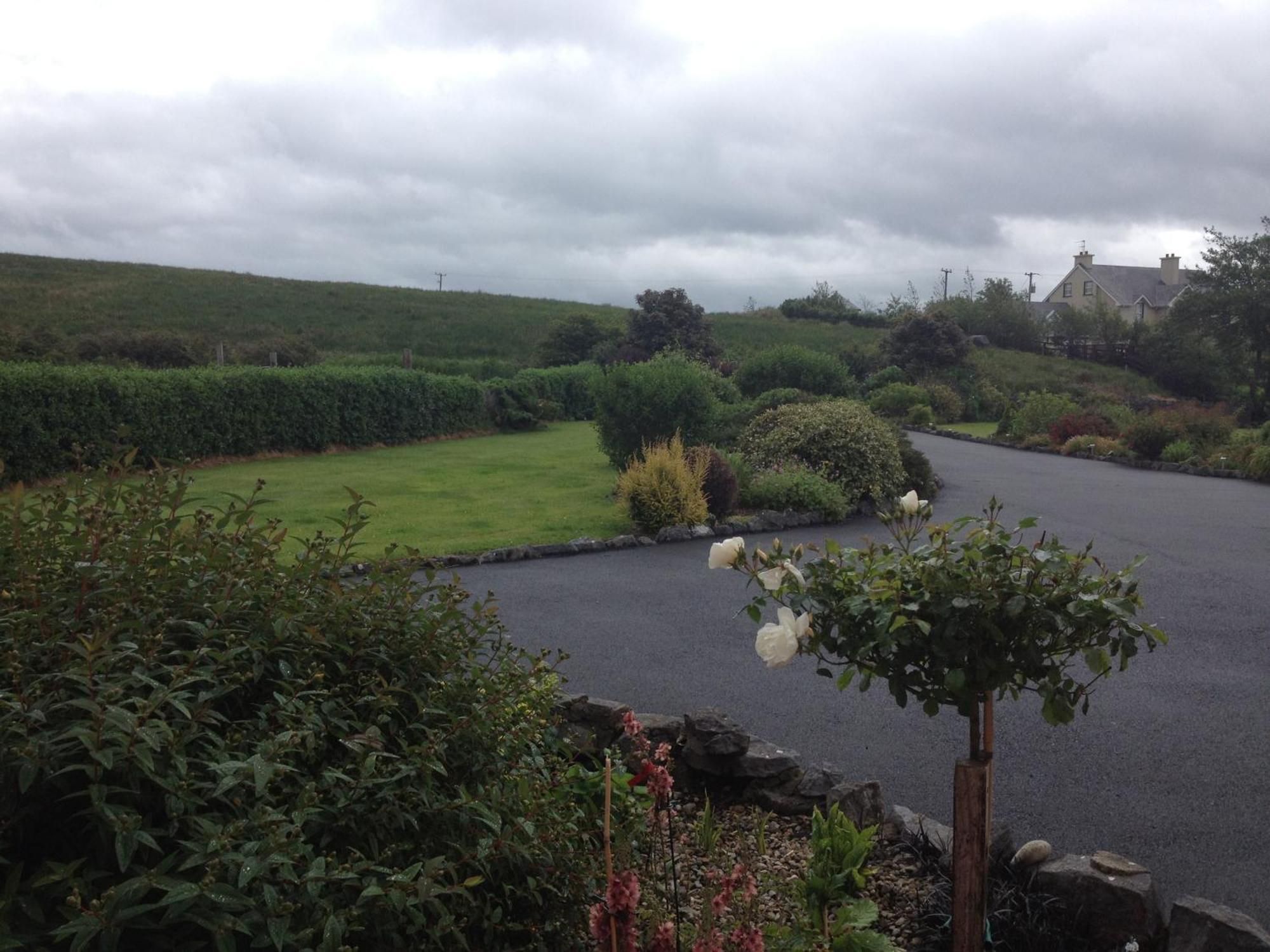 Greenlawn Lodge Lisdoonvarna Exterior photo